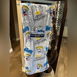 Boo~Berry Crunch Blanket NWT non smoking home
